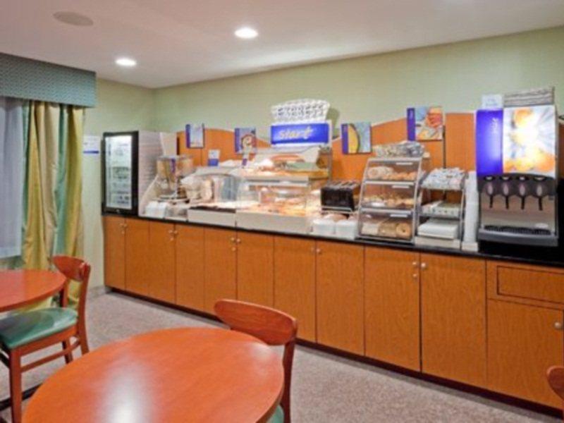 Holiday Inn Express Brooklyn, An Ihg Hotel Νέα Υόρκη Εξωτερικό φωτογραφία